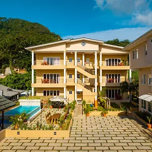 3* Апарт-отель Tropical Hideaway