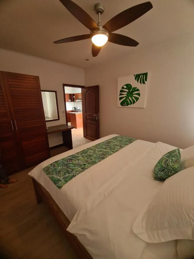 Crystal Shores Self Catering Apartments - Beau Vallon, Seychelles Beau Vallon