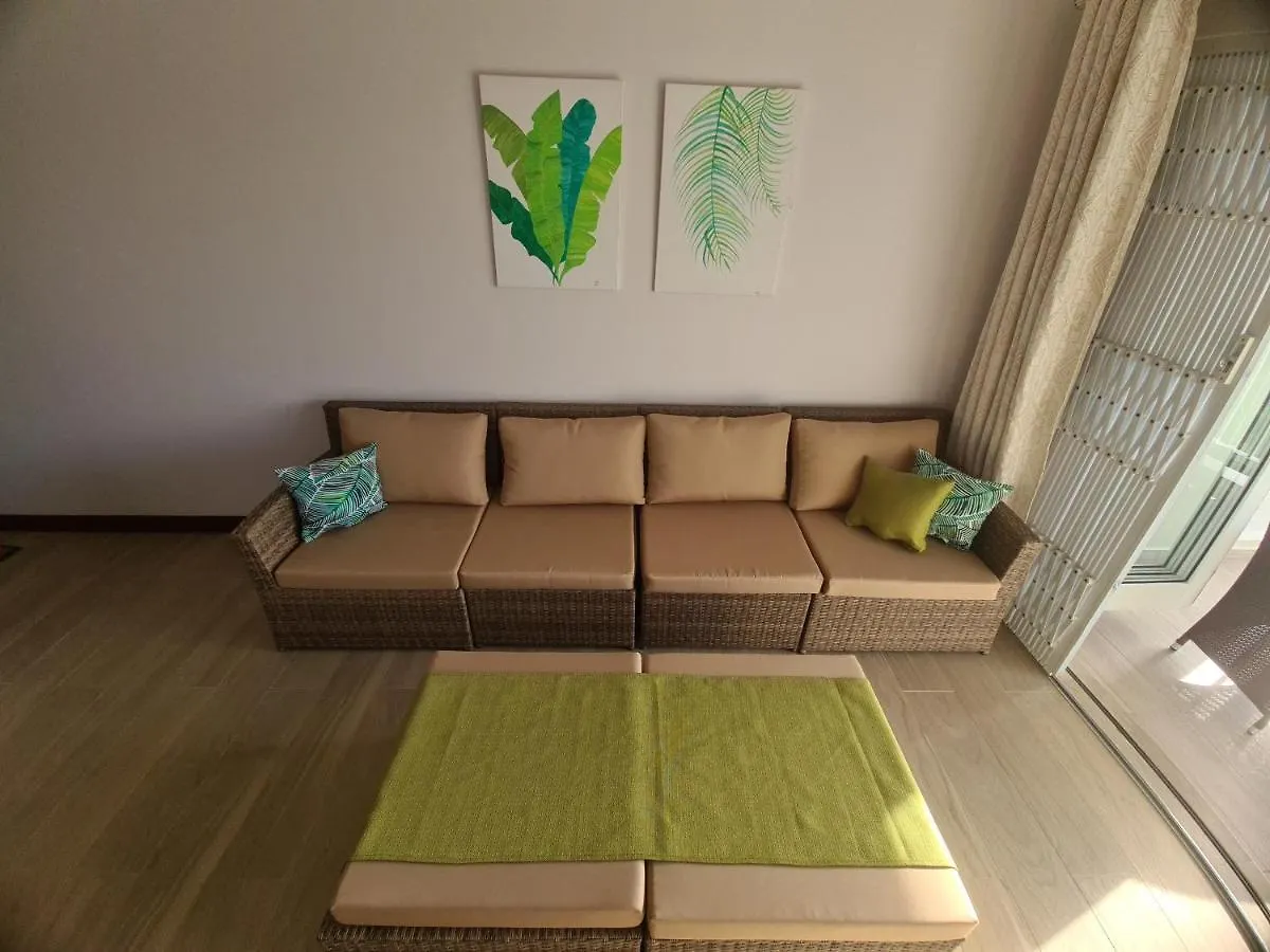 Crystal Shores Self Catering Apartments - Beau Vallon, Seychelles Beau Vallon  0*, Beau Vallon (Mahe)