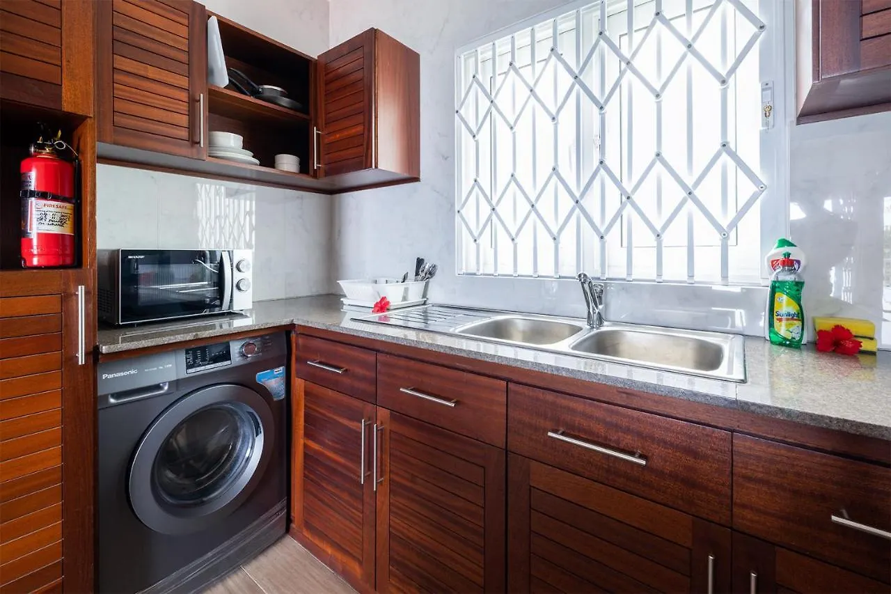 Crystal Shores Self Catering Apartments - Beau Vallon, Seychelles Beau Vallon